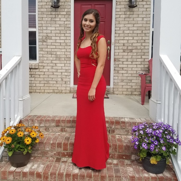 Sherri Hill Dresses & Skirts - Red Sherri Hill prom dress